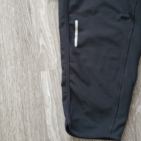 Nike crop size S - Picture 2 of 5